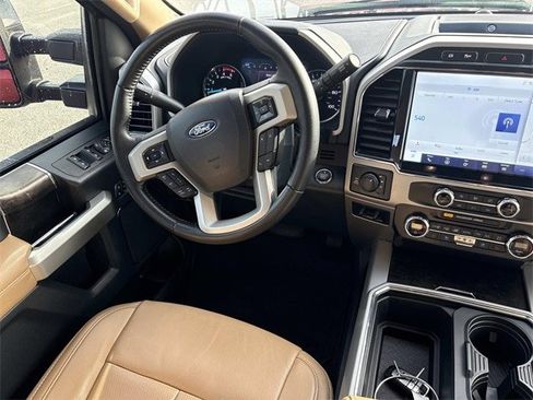 Certified 2022 Ford F250 Lariat w/ Lariat Ultimate Package image 14