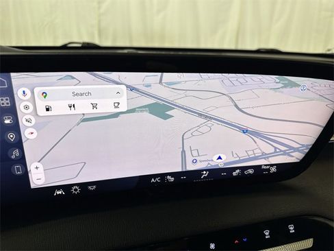 Certified 2025 Buick Enclave Preferred image 18