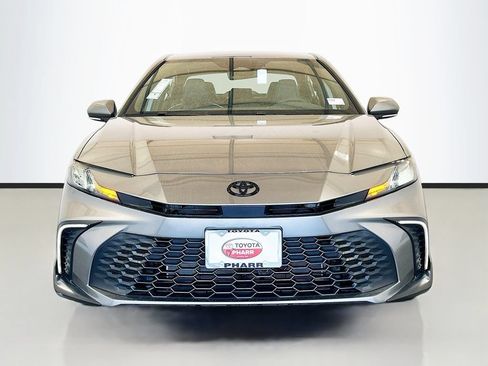 New 2025 Toyota Camry SE w/ Convenience Package FWD image 2