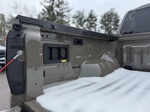 New 2025 Ford Ranger XLT w/ Equipment Group 301A High image 7