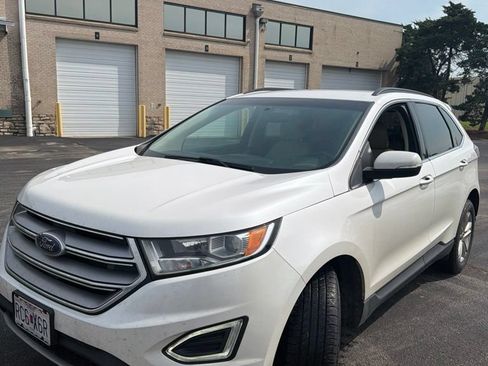 Used 2015 Ford Edge SEL w/ Equipment Group 201A AWD/4WD image 2