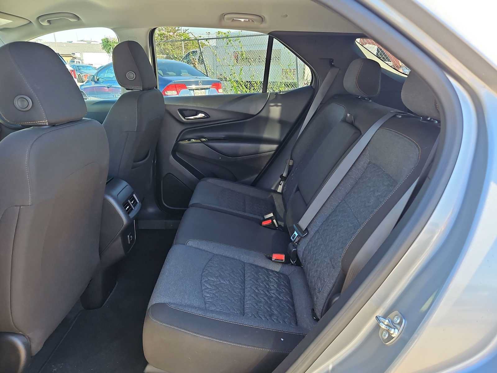 Used 2024 Chevrolet Equinox LT FWD image 16