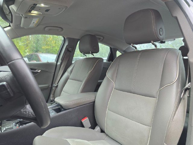 Used 2015 Chevrolet Impala LT w/ Convenience Package FWD image 22