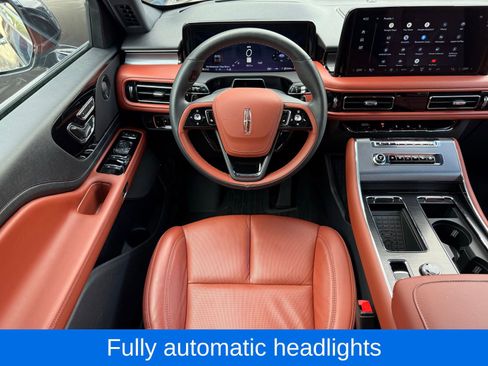Used 2025 Lincoln Aviator Reserve w/ Illumination Package AWD/4WD image 36