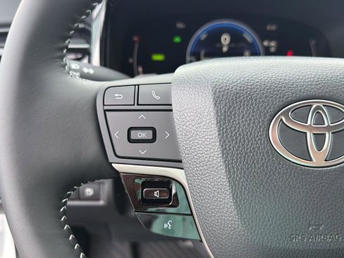 New 2026 Toyota Camry SE FWD image 21