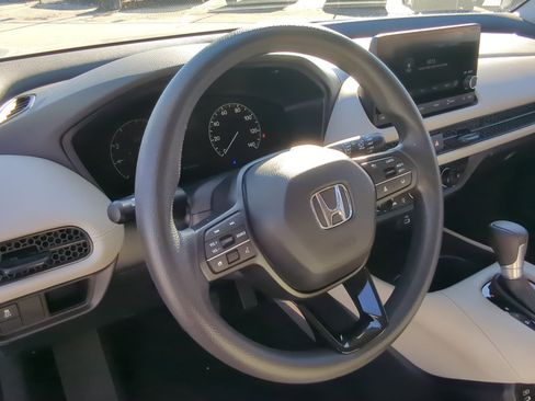 Certified 2024 Honda HR-V LX image 16