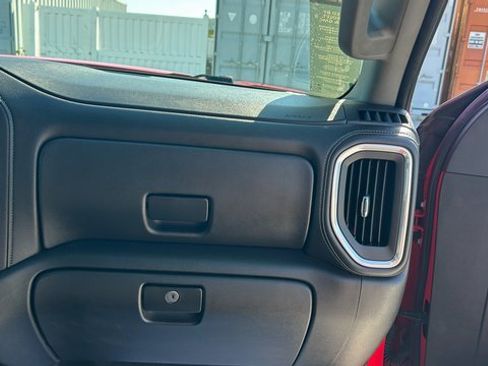 Certified 2022 GMC Sierra 1500 Elevation image 48