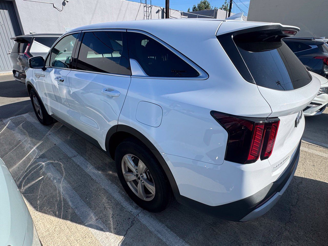 Certified 2026 Kia Sorento LX FWD image 4