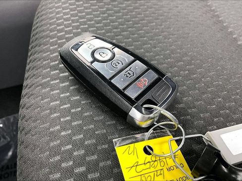Used 2024 Ford Escape ST-Line w/ Tech Pack #1 AWD/4WD image 11