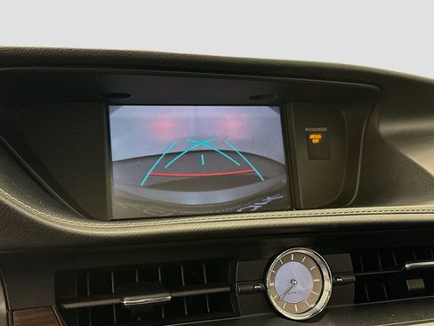 Used 2017 Lexus ES 350 image 23