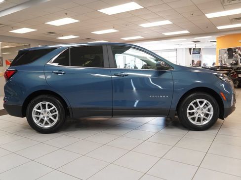 Used 2024 Chevrolet Equinox LT FWD image 15