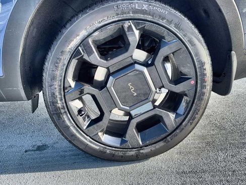 New 2025 Kia Sorento SX Prestige image 19