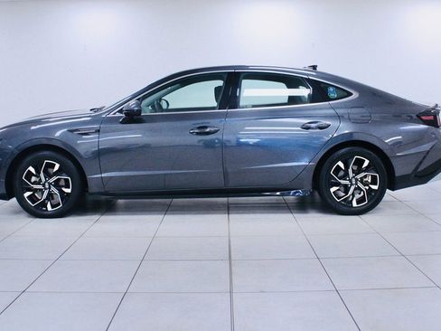 Used 2024 Hyundai Sonata SEL image 2