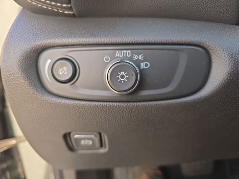 Used 2024 Chevrolet Blazer LT w/ Convenience Package image 27