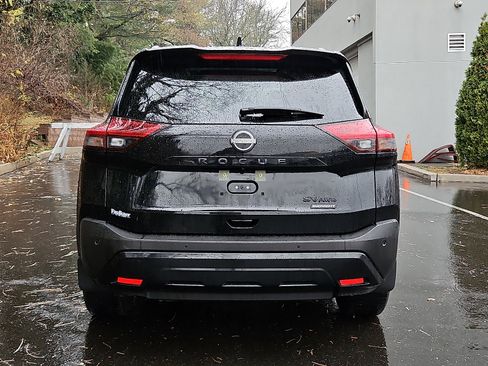 Certified 2023 Nissan Rogue SV w/ SV Premium B Package image 5