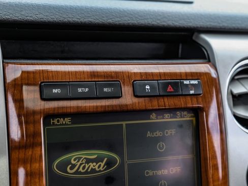 Used 2010 Ford F150 Lariat RWD image 23