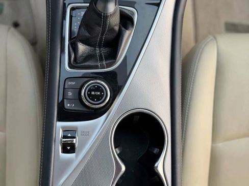 Used 2016 INFINITI Q50 3.0t Premium w/ Cargo Package image 39