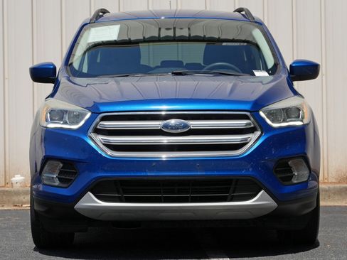 Used 2017 Ford Escape SE w/ Equipment Group 201A AWD/4WD image 6