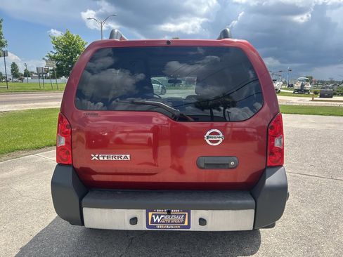 Used 2015 Nissan Xterra X image 25