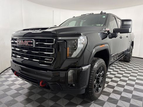Certified 2024 GMC Sierra 2500 AT4 w/ AT4 Premium Plus Package AWD/4WD image 3
