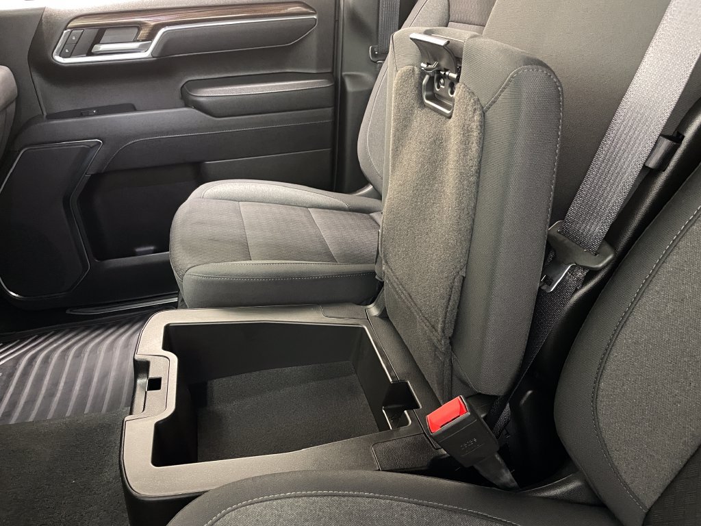 Certified 2025 Chevrolet Silverado 1500 LT AWD/4WD image 33