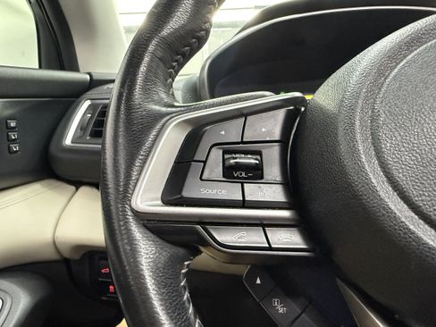 Used 2019 Subaru Ascent Limited AWD/4WD image 15