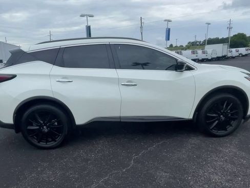 Used 2024 Nissan Murano SV w/ SV Midnight Edition Package FWD image 9