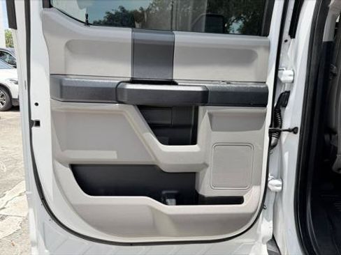 Used 2019 Ford F250 XL w/ Power Equipment Group AWD/4WD image 12