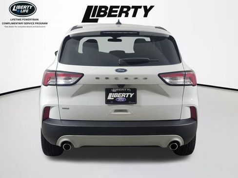 Certified 2022 Ford Escape SE w/ Cold Weather Package FWD image 4