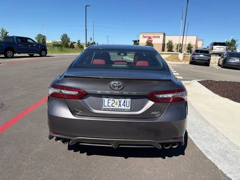 Used 2018 Toyota Camry XSE FWD image 6