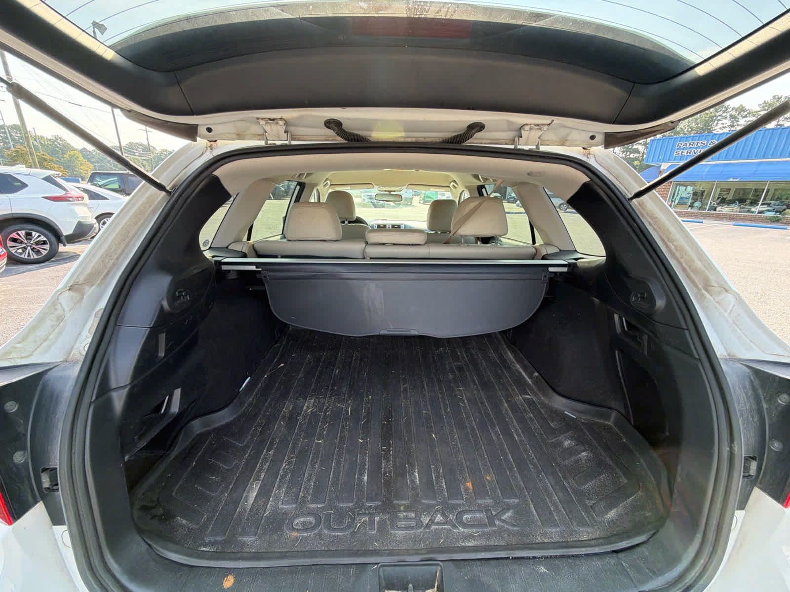 Used 2015 Subaru Outback 2.5i Premium AWD/4WD image 17