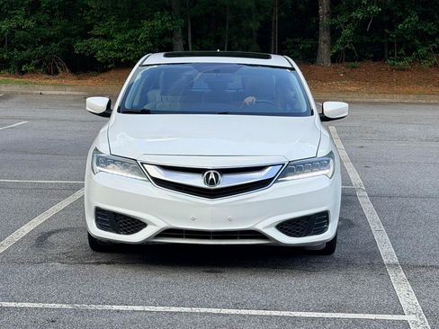 Used 2018 Acura ILX FWD image 3