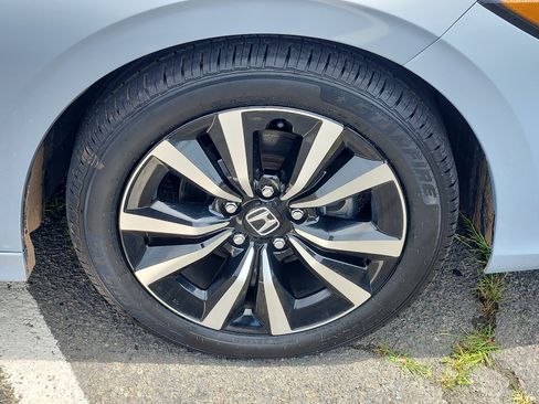 Used 2023 Honda Civic EX image 8