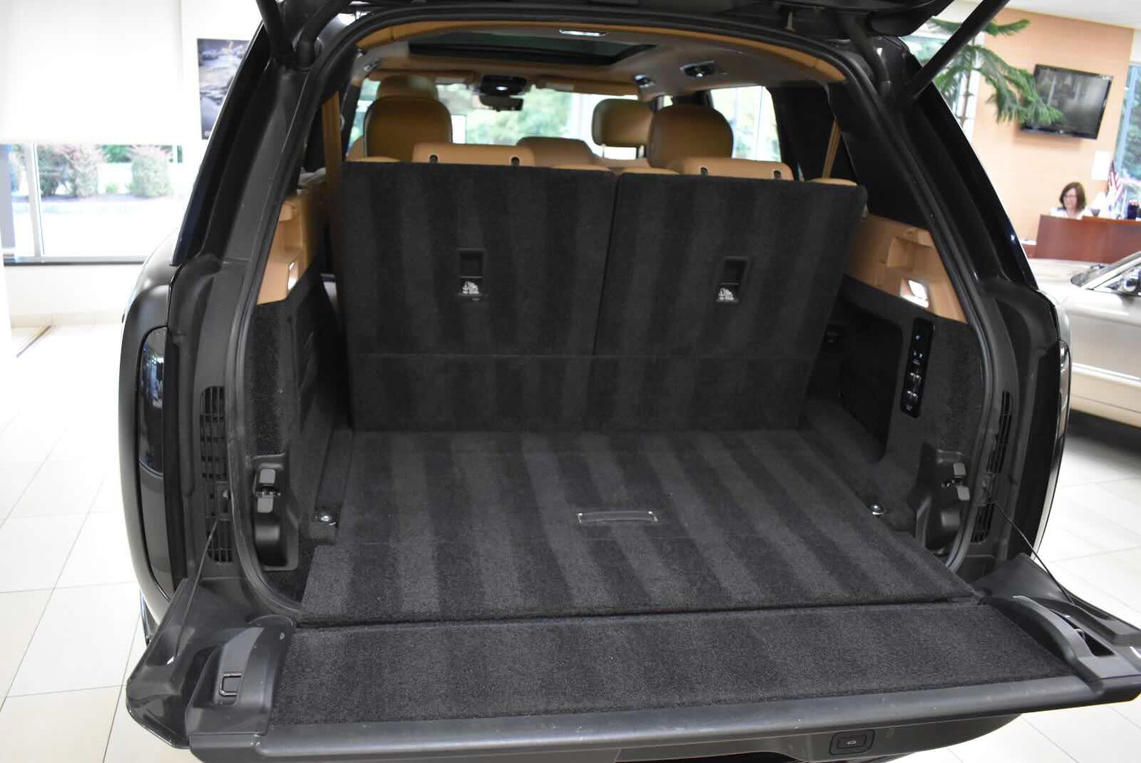 Used 2023 Land Rover Range Rover Long Wheelbase SE AWD/4WD image 50
