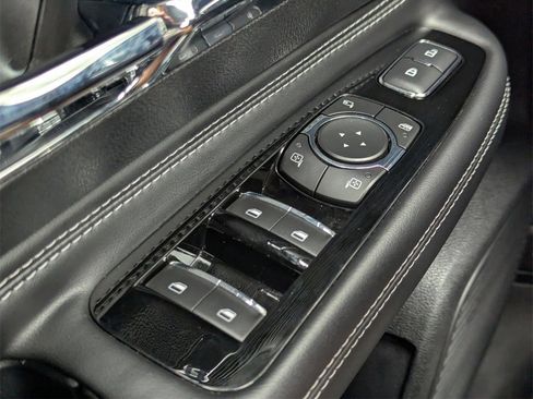 Used 2022 Lincoln Corsair Reserve w/ Elements Package image 17