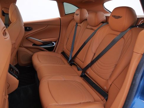 Used 2024 Aston Martin DBX image 22