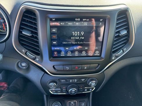 Used 2021 Jeep Cherokee Latitude Lux 80th Anniv w/ Quick Order Package 26U 80TH image 12