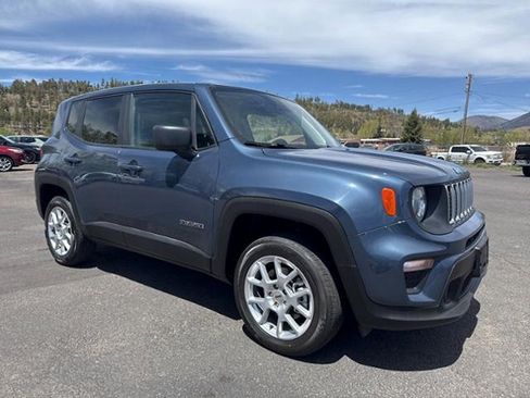 Used 2023 Jeep Renegade Latitude AWD/4WD image 1