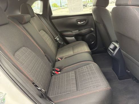 Used 2025 Honda HR-V Sport image 22