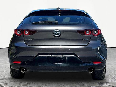 Used 2020 MAZDA MAZDA3 Hatchback w/ Preferred Package FWD image 5