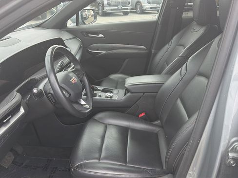Used 2024 Cadillac XT4 Premium Luxury AWD/4WD image 9