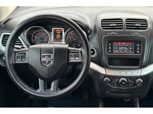 Used 2015 Dodge Journey American Value Package w/ Flexible Seating Group image 16