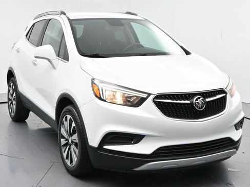 Used 2021 Buick Encore Preferred FWD image 2