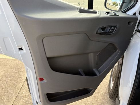 Used 2025 Ford Transit 250 148 Medium Roof w/ Load Area Protection Package image 3