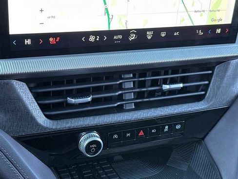 Used 2025 Ford Explorer Platinum w/ Ultimate Package image 20