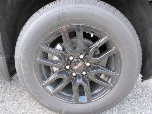 New 2026 GMC Sierra 1500 Elevation AWD/4WD image 9