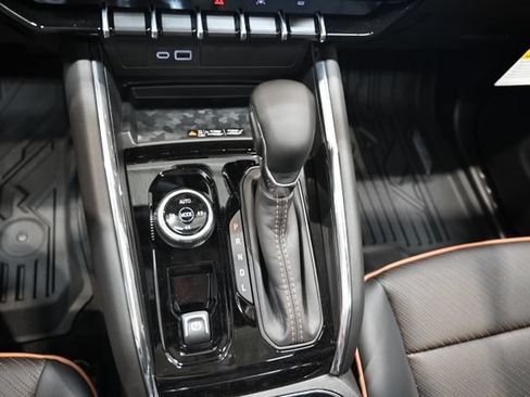 New 2026 GMC Canyon AT4 w/ Technology Plus Package AWD/4WD image 21
