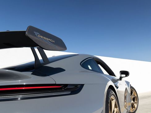 Certified 2025 Porsche 911 GT3 RWD image 13