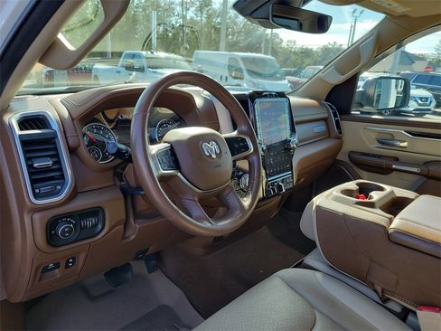Used 2021 RAM 1500 Laramie image 12
