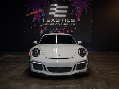 Used 2016 Porsche 911 GT3 RS RWD image 3